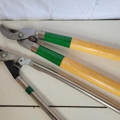 LONG HANDLE YARD CUTTERS #1