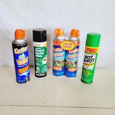 GARAGE ASSORTMENT OF BUG SPRAY