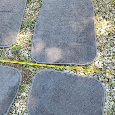 CARPETED VEHICLE CAR MATS