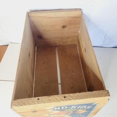 VINTAGE WOODEN FRUIT CRATE