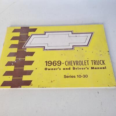 VINTAGE CHEVROLET 1969 TRUCK MANUEL
