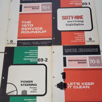 VEHICLE REFERENCE BOOKS