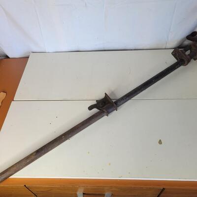 LARGE METAL CLAP