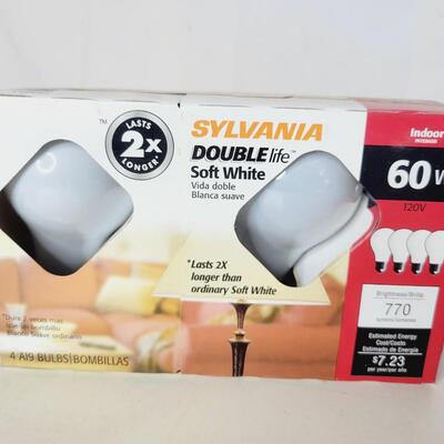 ASSORTMENT OF NEW BULBS