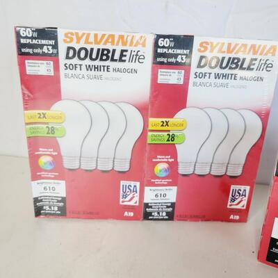 ASSORTMENT OF NEW BULBS