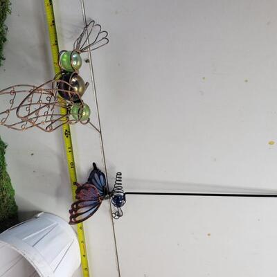 OUTDOOR YARD DECOR ASSORTMENT