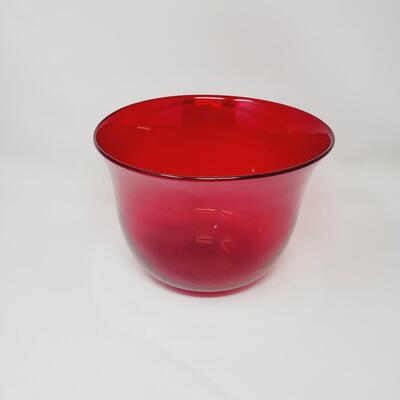 DECORATIVE RED GLASS BOWL