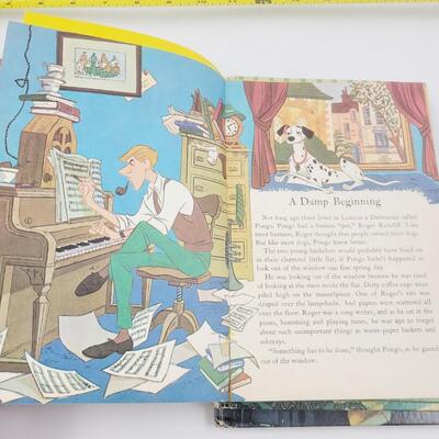 BEAUTIFULLY ILLISTRATED WALT DISNEY VINTAGE GOLDEN READING BOOK BUNDLE