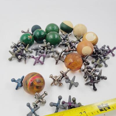 VINTAGE JACKS SET W/ EXTRA RUBBER BALLS
