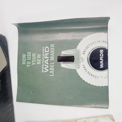 VINTAGE MONTGOMERY WARDS LABEL MAKER & ACCESORIES