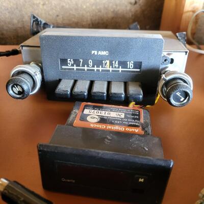 VINTAGE CB & RADIO & STUFF BUNDLE