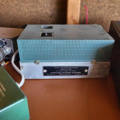 VINTAGE CB & RADIO & STUFF BUNDLE