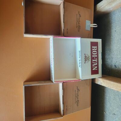 VINTAGE COLLECTABLE CIGAR BOXES