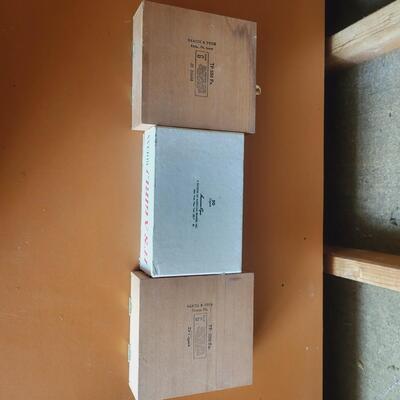 VINTAGE COLLECTABLE CIGAR BOXES