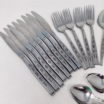 VINTAGE ONEIDA SPANADA WM. A. ROGERS PREMIER STAINLESS STEEL 30 PCS