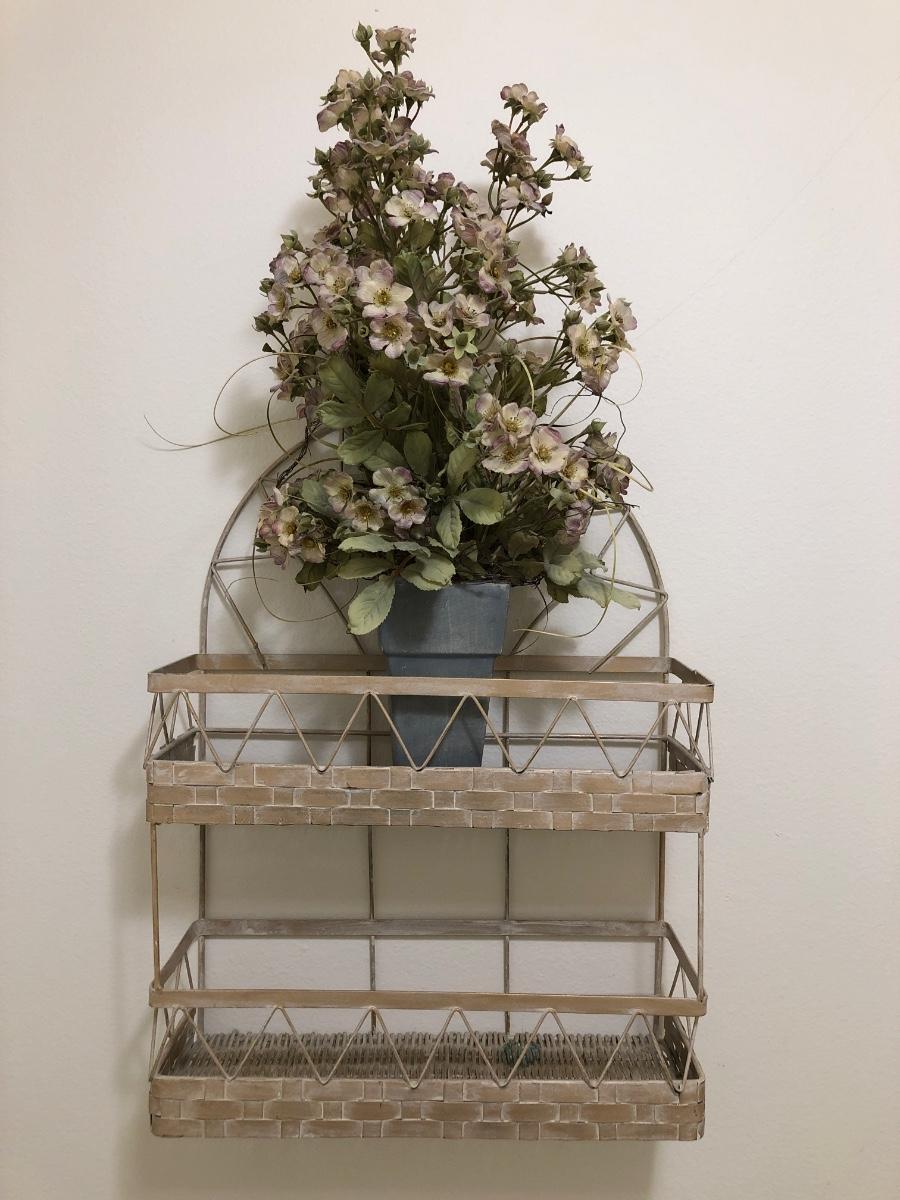 Bath7 wall shelf & faux plant