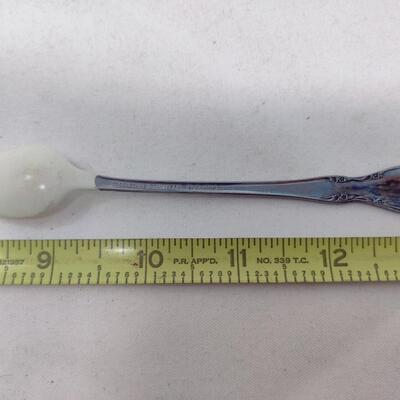 TODDLETIME STAINLESS SPOON BY ONEIDA