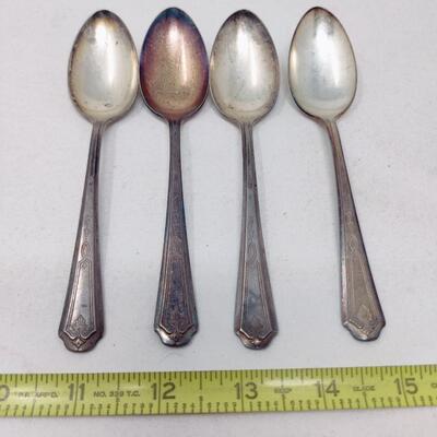 VINTAGE ONEIDA COMMUNITY TEASPOONS DURO PLATE SILVERPLATE