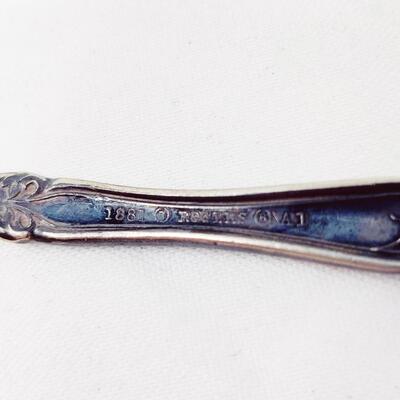 PRETTY VINTAGE 1881 ROGERS A1 SILVERPLATE SPOON