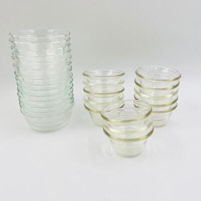 PYREX CLEAR BOWLS - 13 RAMEKINS 14 SCALLOPED CUSTARD