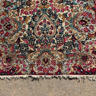 Vintage Small Oriental Pattern Rug 24x36