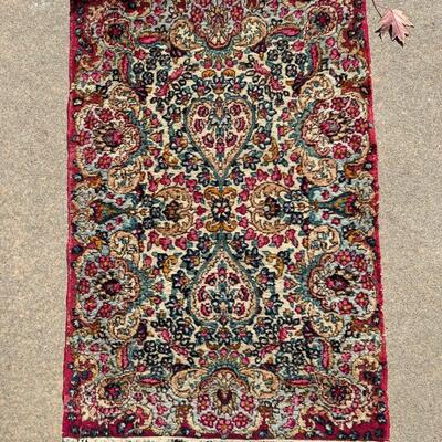 Vintage Small Oriental Pattern Rug 24x36