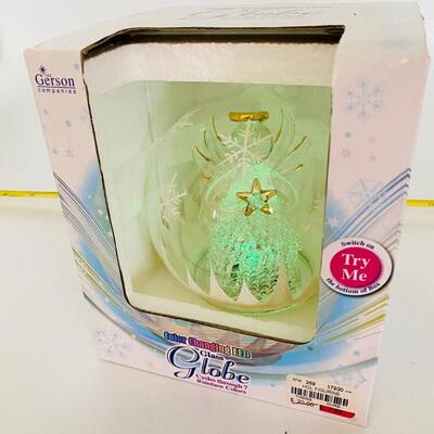 CHRISTMAS ANGELS LOT W/ COLOR CHANGING GLOBE