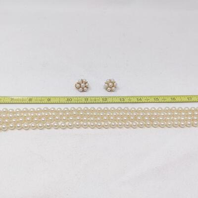 VINTAGE FAUX PEARL COSTUME JEWELRY NECKLACE EARRINGS SET