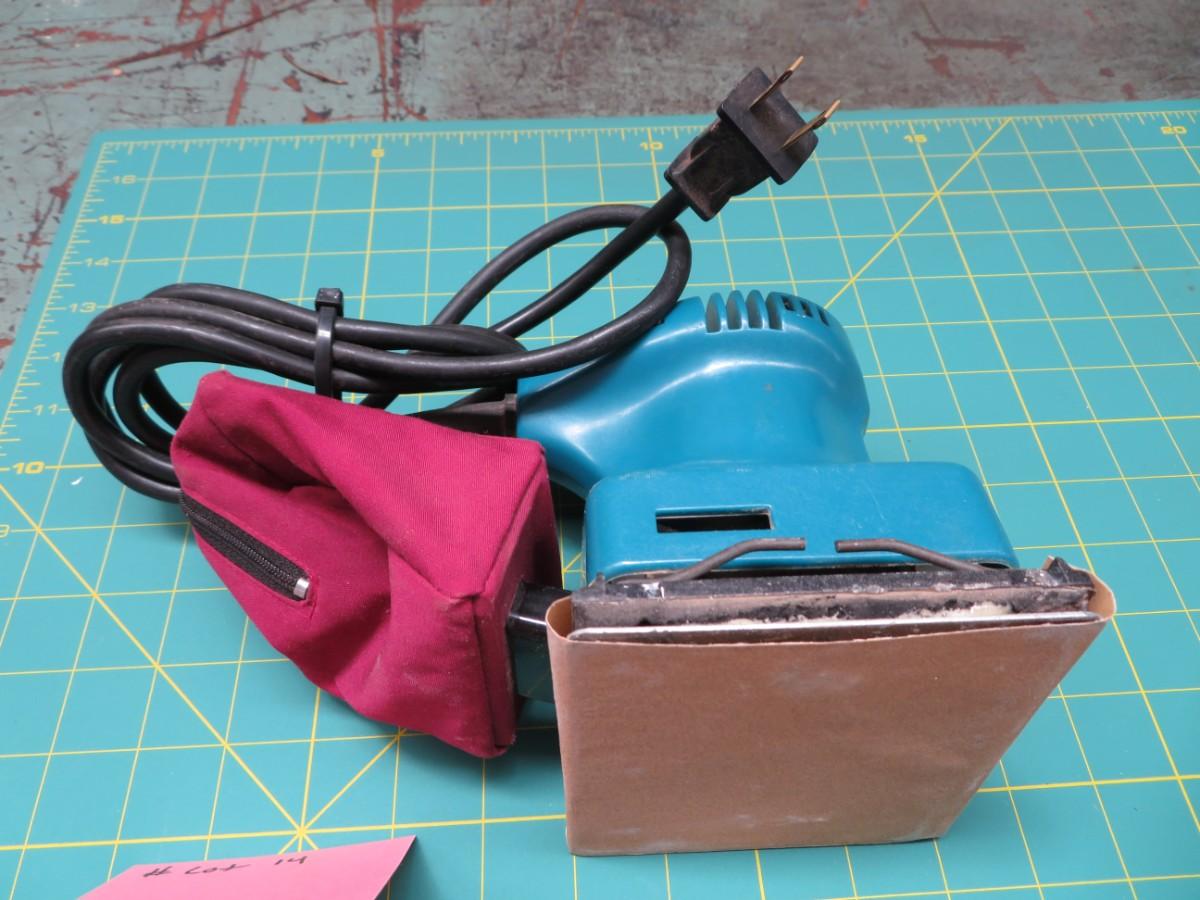 MAKITA Finishing SANDER BO4550 Power Tool with Dust Bag