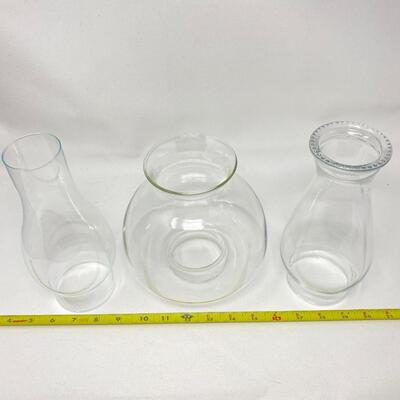 CLEAR OIL LAMP CHIMNEYS LOT