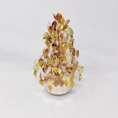 ADORABLE VINTAGE GOLD LEAF MUSIC BOX