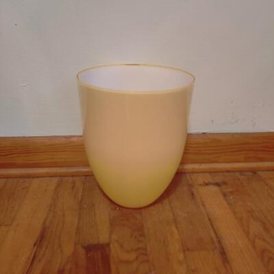 BEIGE OFFICE TRASH CAN