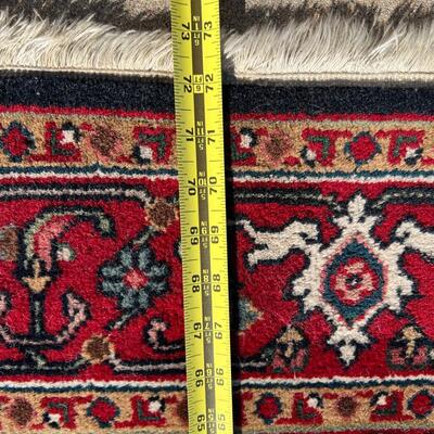 Exceptional Large Formal Area Rug Hand Woven! 48x72