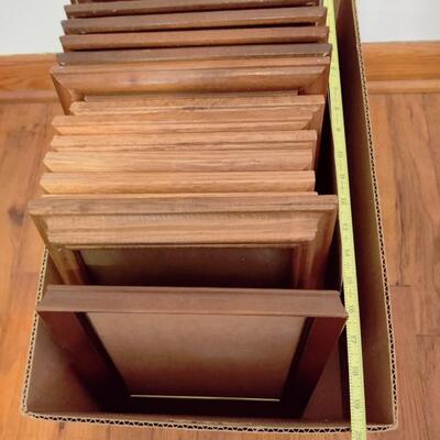 BOX OF VARIOUS 8"X 10" WOOD FRAMES
