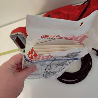 VINTAGE DIRT DEVIL HANDHELD VACUUM WITH 6 DISPOSABLE BAGS