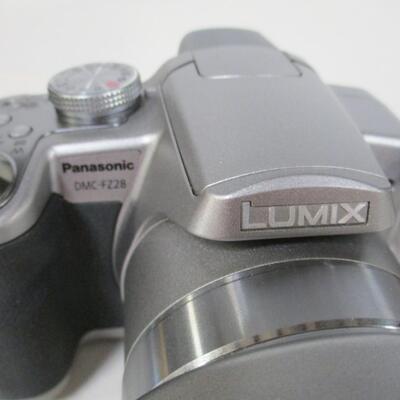Panasonic LUMIX DMC-FZ28 10.1MP Digital Camera