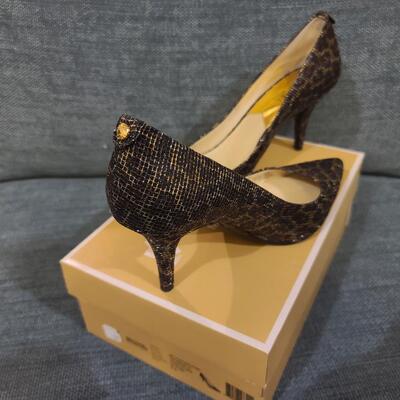 Michael Kors Mid Pump Glitter Womens Shoes