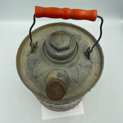Old Ironsides I gal gas or kerosene can