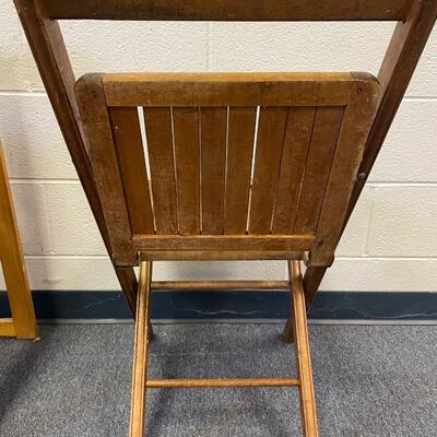 Primitive wood folding chair