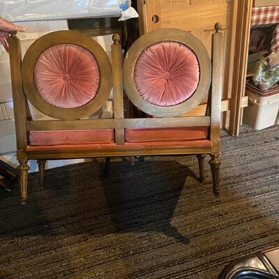 VINTAGE LOVESEAT