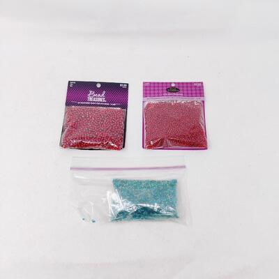 CRAFTING GLASS SEED BEADS LOT