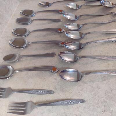 GREAT MISC SILVERWARE LOT