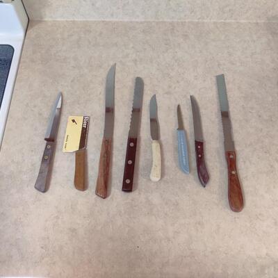 KITCHEN KNIVES LOT