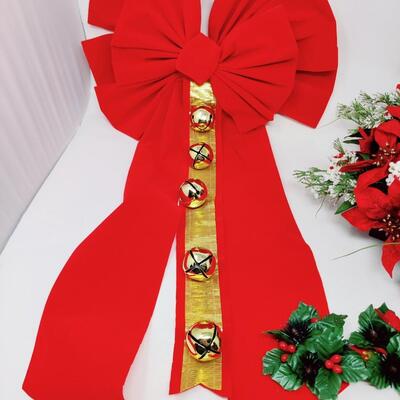 JOLLY JINGLE BELLS BOW AND CANDLE HOLDER LOT