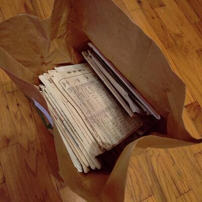VINTAGE MATERNITY PATTERNS LOT