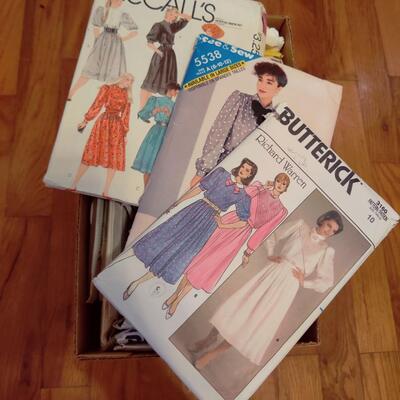 VINTAGE DRESS PATTERNS LOT