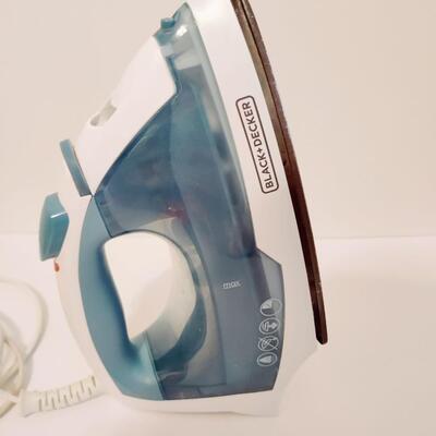BLACK AND DECKER XPRESS STEAM IRON