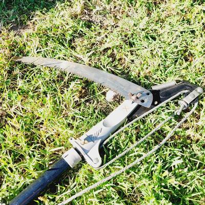 LONG HANDLED POLE SAW
