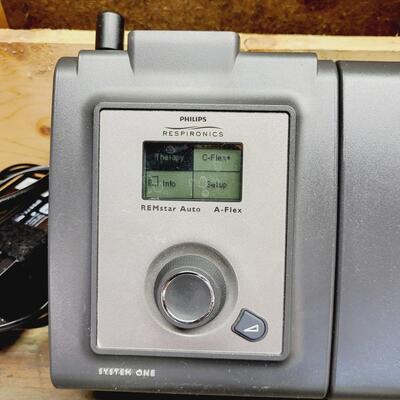 WORKING CPAP MACHINE WITH EXTRAS