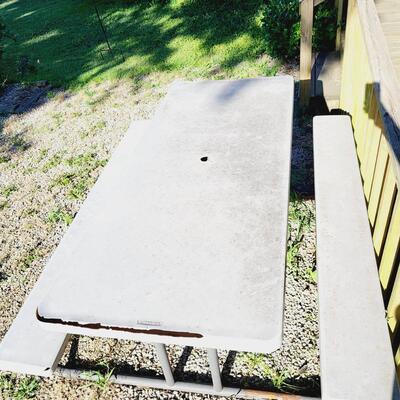 GREY PLASTIC & METAL PICNIC TABLE